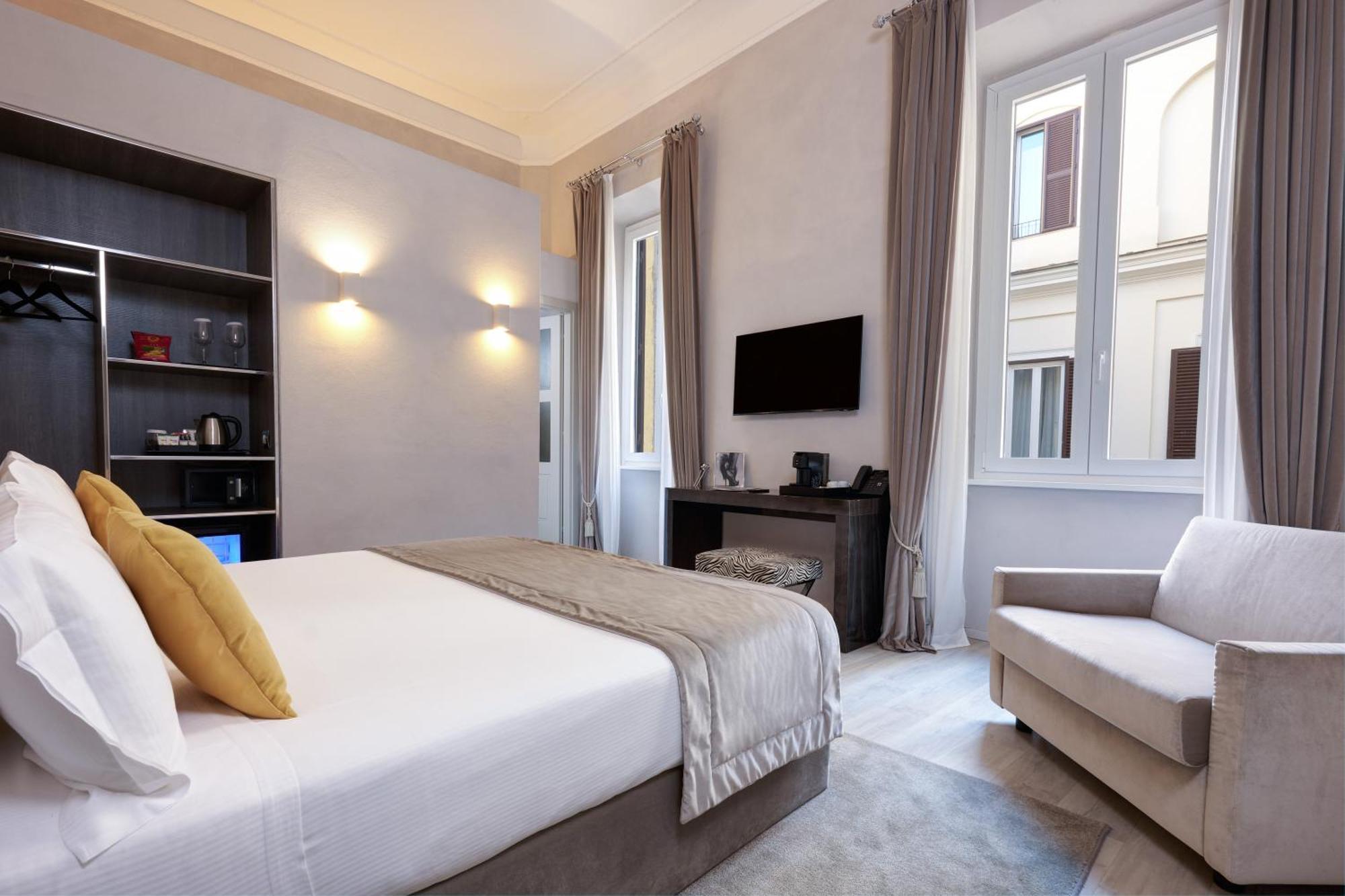 Terrace Pantheon Relais Rom